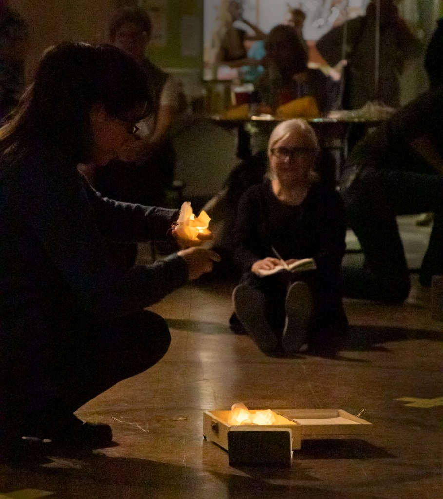 Cette image a un attribut alt vide ; le nom du fichier est 08_notre_lumiere_mananitas.jpg